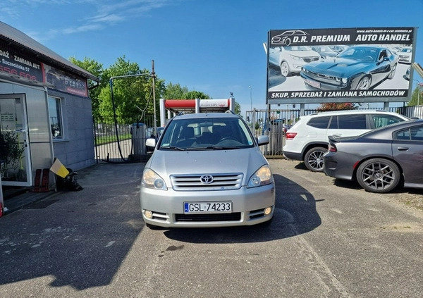 Toyota Avensis Verso cena 8490 przebieg: 235789, rok produkcji 2002 z Goleniów małe 301